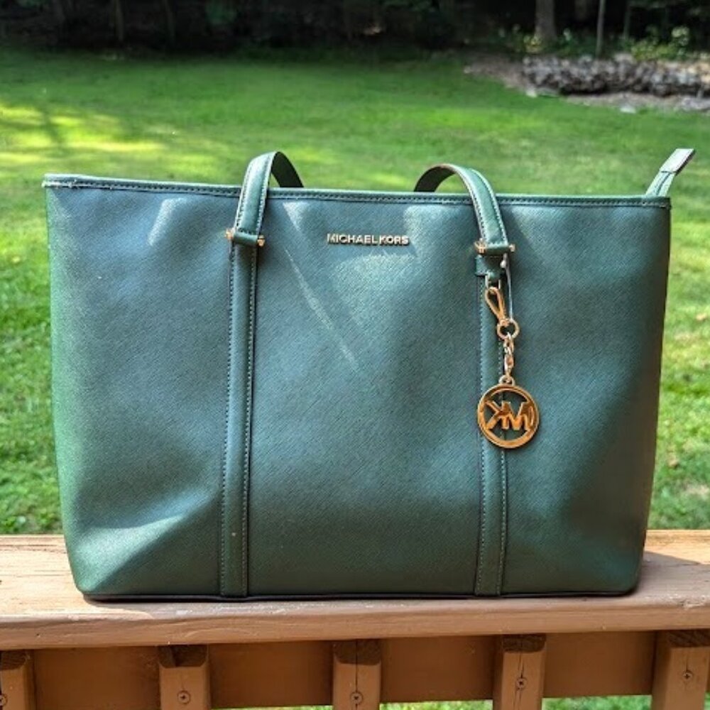 Michael Kors Computer Bag/Tote Forest Green EUC